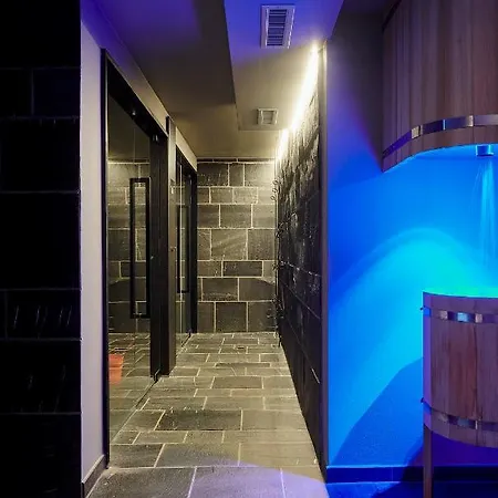 ホテル Carina - Design&lifestyle 3*